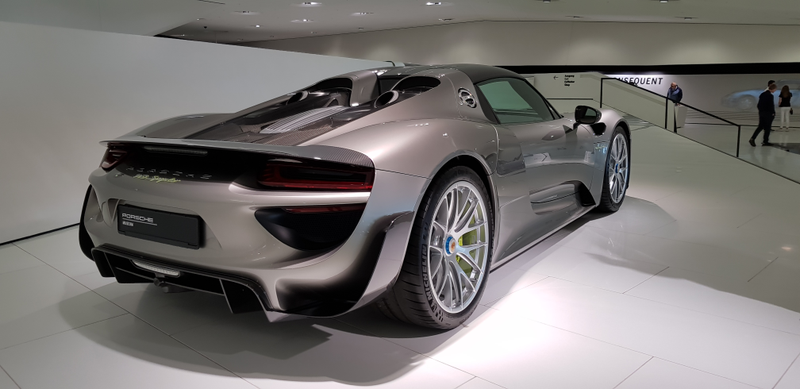 Illustration for article titled Porsche Museum Stuttgart Zuffenhausen photo dump
